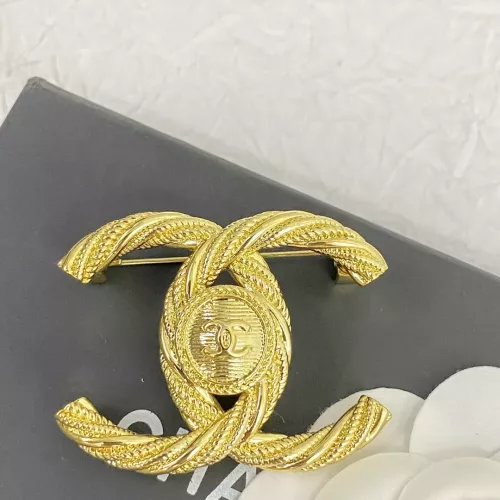 Cheap Chanel Brooches For Women #1352280 Replica Wholesale [$32.00 USD] [ITEM#1352280] on Replica Chanel Brooches