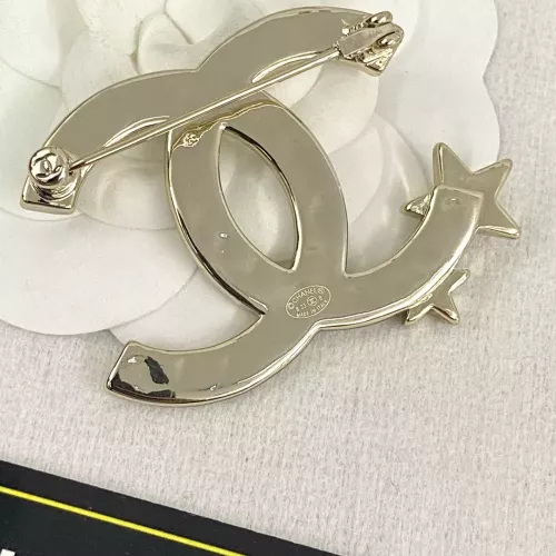 Cheap Chanel Brooches For Women #1352291 Replica Wholesale [$32.00 USD] [ITEM#1352291] on Replica Chanel Brooches