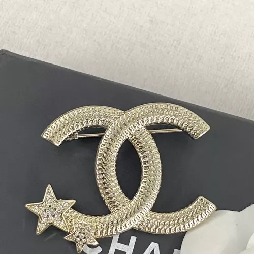 Cheap Chanel Brooches For Women #1352291 Replica Wholesale [$32.00 USD] [ITEM#1352291] on Replica Chanel Brooches