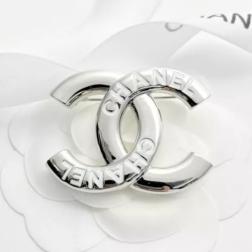 Cheap Chanel Brooches For Women #1352292 Replica Wholesale [$34.00 USD] [ITEM#1352292] on Replica Chanel Brooches