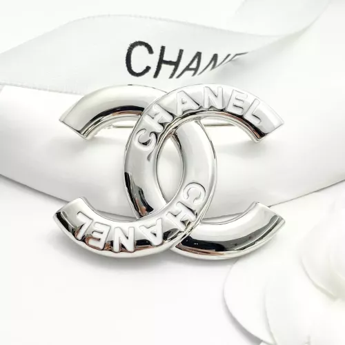 Cheap Chanel Brooches For Women #1352292 Replica Wholesale [$34.00 USD] [ITEM#1352292] on Replica Chanel Brooches