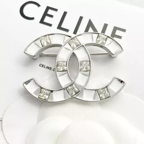 Cheap Chanel Brooches For Women #1352294 Replica Wholesale [$34.00 USD] [ITEM#1352294] on Replica Chanel Brooches