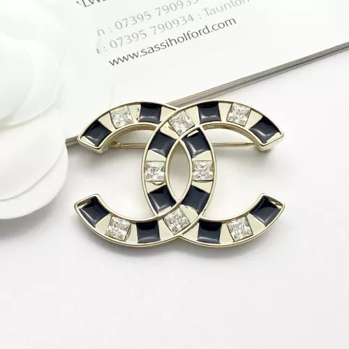 Cheap Chanel Brooches For Women #1352295 Replica Wholesale [$34.00 USD] [ITEM#1352295] on Replica Chanel Brooches