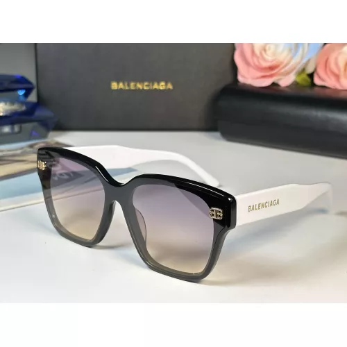 Balenciaga AAA Quality Sunglasses #1352319