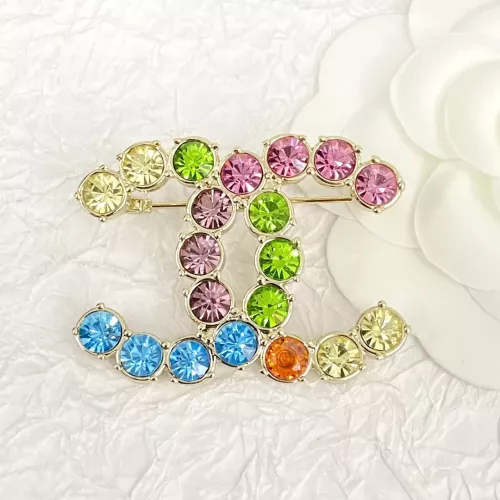 Cheap Chanel Brooches For Women #1352360 Replica Wholesale [$32.00 USD] [ITEM#1352360] on Replica Chanel Brooches