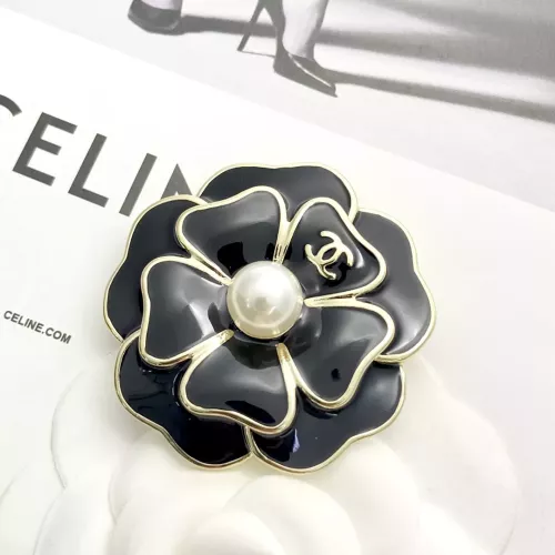 Cheap Chanel Brooches For Women #1352372 Replica Wholesale [$32.00 USD] [ITEM#1352372] on Replica Chanel Brooches