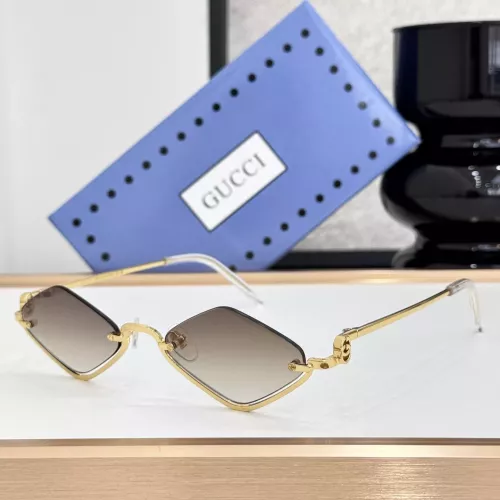 Gucci AAA Quality Sunglasses #1352431