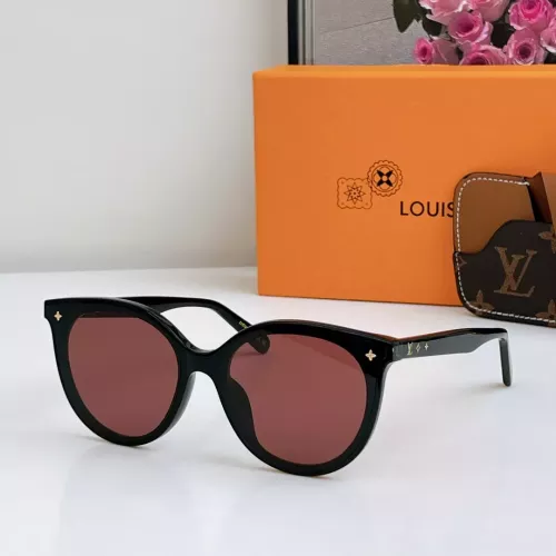 Louis Vuitton AAA Quality Sunglasses #1352505
