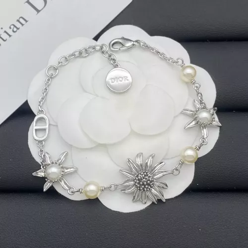 Cheap Christian Dior Bracelets For Women #1352596 Replica Wholesale [$25.00 USD] [ITEM#1352596] on Replica Christian Dior Bracelets