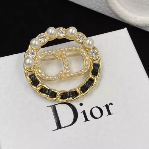 Cheap Christian Dior Brooches For Women #1352674 Replica Wholesale [$25.00 USD] [ITEM#1352674] on Replica Christian Dior Brooches