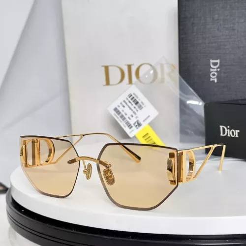 Christian Dior AAA Quality Sunglasses #1352678