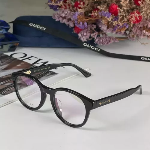 Gucci Fashion Goggles #1352823