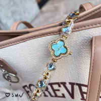 Cheap Van Cleef &amp; Arpels Watches For Women #1342708 Replica Wholesale [$29.00 USD] [ITEM#1342708] on Replica Van Cleef &amp; Arpels Watches