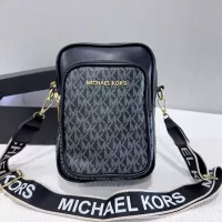 Cheap Michael Kors Messenger Bags For Unisex #1342989 Replica Wholesale [$39.00 USD] [ITEM#1342989] on Replica Michael Kors Messenger Bags
