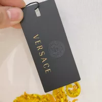 Cheap Versace T-Shirts Short Sleeved For Unisex #1343903 Replica Wholesale [$85.00 USD] [ITEM#1343903] on Replica Versace T-Shirts