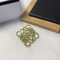 Cheap LOEWE Brooches For Women #1344860 Replica Wholesale [$23.00 USD] [ITEM#1344860] on Replica LOEWE Brooches