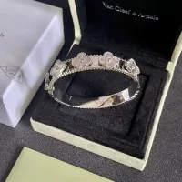 Cheap Van Cleef &amp; Arpels Bracelets #1344891 Replica Wholesale [$32.00 USD] [ITEM#1344891] on Replica Van Cleef &amp; Arpels Bracelets