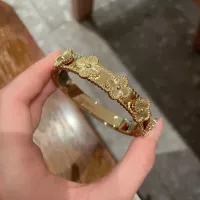 Cheap Van Cleef &amp; Arpels Bracelets #1344892 Replica Wholesale [$32.00 USD] [ITEM#1344892] on Replica Van Cleef &amp; Arpels Bracelets