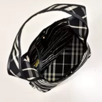 Cheap Burberry AAA Quality Shoulder Bags For Women #1345104 Replica Wholesale [$102.00 USD] [ITEM#1345104] on Replica Burberry AAA Quality Shoulder Bags