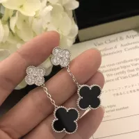 Cheap Van Cleef &amp; Arpels Earrings For Women #1345121 Replica Wholesale [$34.00 USD] [ITEM#1345121] on Replica Van Cleef &amp; Arpels Earrings