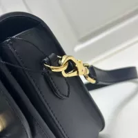 Cheap Burberry AAA Quality Messenger Bags For Women #1345759 Replica Wholesale [$115.00 USD] [ITEM#1345759] on Replica Burberry AAA Quality Messenger Bags