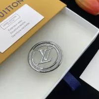 Cheap Louis Vuitton LV Brooches #1345810 Replica Wholesale [$25.00 USD] [ITEM#1345810] on Replica Louis Vuitton LV Brooches