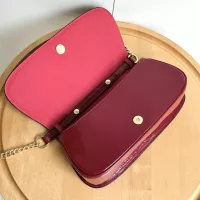 Cheap Gucci AAA Quality Messenger Bags For Women #1346784 Replica Wholesale [$82.00 USD] [ITEM#1346784] on Replica Gucci AAA Quality Messenger Bags