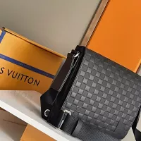 Cheap Louis Vuitton AAA Man Messenger Bags #1349387 Replica Wholesale [$165.00 USD] [ITEM#1349387] on Replica Louis Vuitton AAA Man Messenger Bags