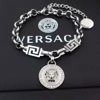 Cheap Versace Bracelets #1350998 Replica Wholesale [$27.00 USD] [ITEM#1350998] on Replica Versace Bracelets