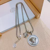 Cheap Versace Necklaces #1351429 Replica Wholesale [$52.00 USD] [ITEM#1351429] on Replica Versace Necklaces