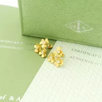 Cheap Van Cleef &amp; Arpels Earrings For Women #1351807 Replica Wholesale [$29.00 USD] [ITEM#1351807] on Replica Van Cleef &amp; Arpels Earrings