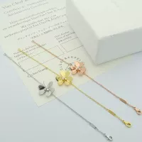 Cheap Van Cleef &amp; Arpels Bracelets For Women #1351816 Replica Wholesale [$25.00 USD] [ITEM#1351816] on Replica Van Cleef &amp; Arpels Bracelets