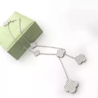 Cheap Van Cleef &amp; Arpels Necklaces For Women #1351838 Replica Wholesale [$40.00 USD] [ITEM#1351838] on Replica Van Cleef &amp; Arpels Necklaces