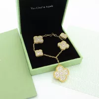 Cheap Van Cleef &amp; Arpels Bracelets For Women #1351862 Replica Wholesale [$39.00 USD] [ITEM#1351862] on Replica Van Cleef &amp; Arpels Bracelets