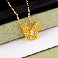 Cheap Van Cleef &amp; Arpels Necklaces For Women #1351871 Replica Wholesale [$32.00 USD] [ITEM#1351871] on Replica Van Cleef &amp; Arpels Necklaces