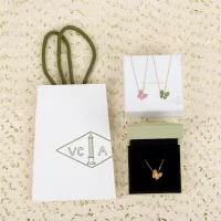 Cheap Van Cleef &amp; Arpels Necklaces For Women #1351872 Replica Wholesale [$32.00 USD] [ITEM#1351872] on Replica Van Cleef &amp; Arpels Necklaces