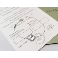 Cheap Van Cleef &amp; Arpels Bracelets For Women #1351879 Replica Wholesale [$25.00 USD] [ITEM#1351879] on Replica Van Cleef &amp; Arpels Bracelets