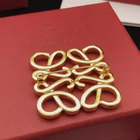 Cheap LOEWE Brooches For Women #1352139 Replica Wholesale [$32.00 USD] [ITEM#1352139] on Replica LOEWE Brooches