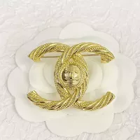 Cheap Chanel Brooches For Women #1352280 Replica Wholesale [$32.00 USD] [ITEM#1352280] on Replica Chanel Brooches