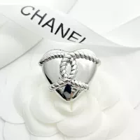 Cheap Chanel Brooches For Women #1352282 Replica Wholesale [$27.00 USD] [ITEM#1352282] on Replica Chanel Brooches