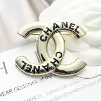 Cheap Chanel Brooches For Women #1352293 Replica Wholesale [$34.00 USD] [ITEM#1352293] on Replica Chanel Brooches
