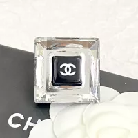Cheap Chanel Brooches For Women #1352315 Replica Wholesale [$32.00 USD] [ITEM#1352315] on Replica Chanel Brooches