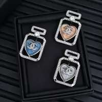 Cheap Chanel Brooches For Women #1352479 Replica Wholesale [$27.00 USD] [ITEM#1352479] on Replica Chanel Brooches