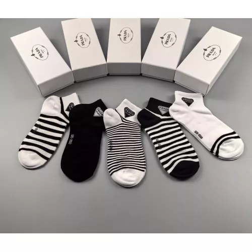 Cheap Prada Socks #1352867 Replica Wholesale [$25.00 USD] [ITEM#1352867] on Replica Prada Socks