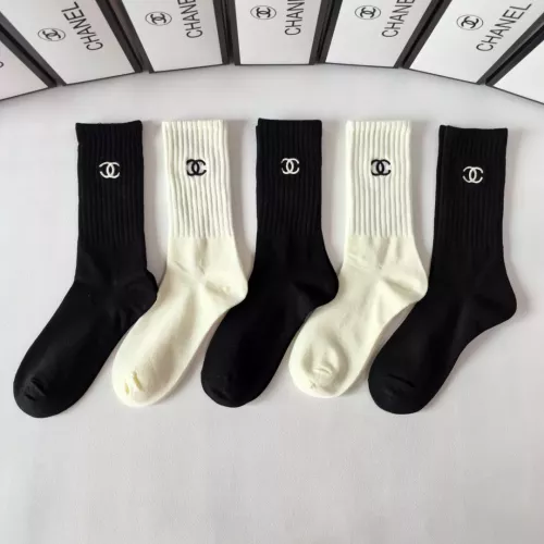 Cheap Chanel Socks #1352879 Replica Wholesale [$29.00 USD] [ITEM#1352879] on Replica Chanel Socks