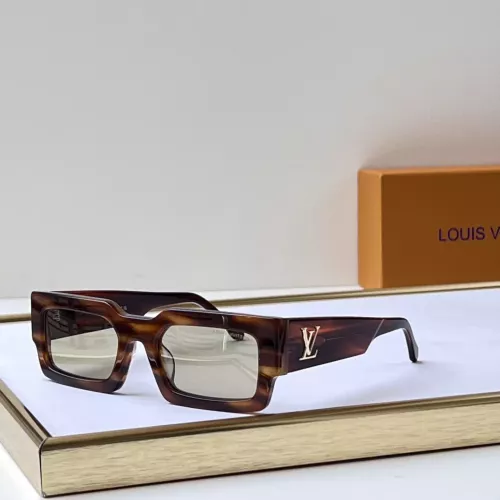 Louis Vuitton AAA Quality Sunglasses #1353188