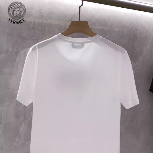 Cheap Versace T-Shirts Short Sleeved For Unisex #1353647 Replica Wholesale [$25.00 USD] [ITEM#1353647] on Replica Versace T-Shirts