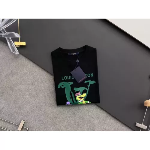 Cheap Louis Vuitton LV T-Shirts Short Sleeved For Men #1354262 Replica Wholesale [$40.00 USD] [ITEM#1354262] on Replica Louis Vuitton LV T-Shirts