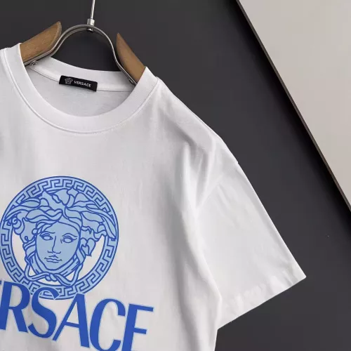 Cheap Versace T-Shirts Short Sleeved For Men #1354289 Replica Wholesale [$40.00 USD] [ITEM#1354289] on Replica Versace T-Shirts