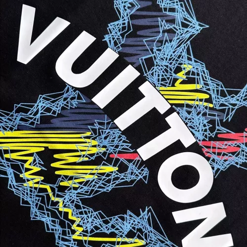 Cheap Louis Vuitton LV T-Shirts Short Sleeved For Men #1354309 Replica Wholesale [$40.00 USD] [ITEM#1354309] on Replica Louis Vuitton LV T-Shirts